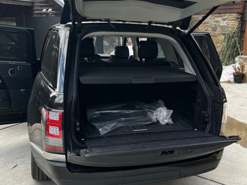 Used 2016 Land Rover Range Rover Long Wheelbase Supercharged image 14