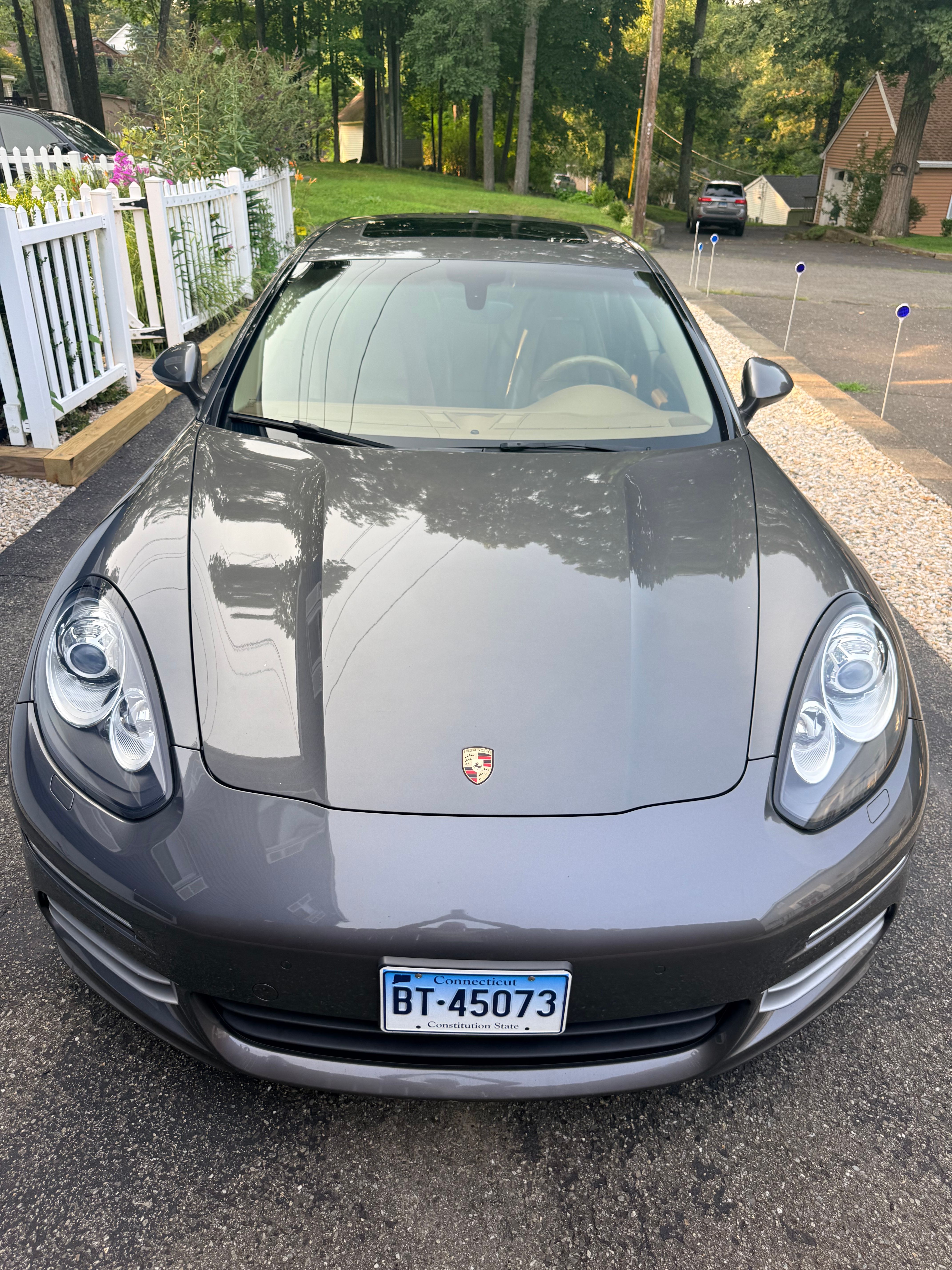 Used 2014 Porsche Panamera 4S AWD/4WD image 2