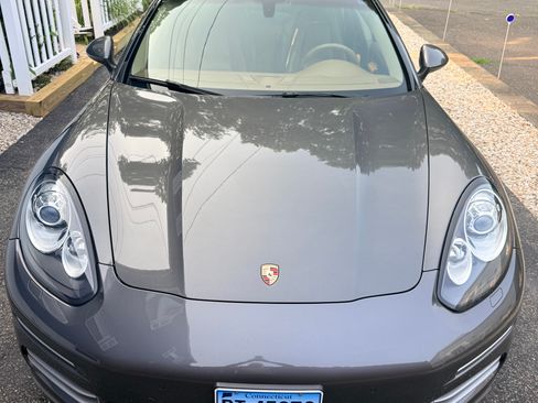 Used 2014 Porsche Panamera 4S AWD/4WD image 2