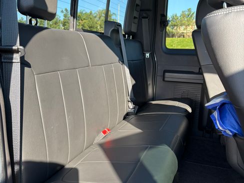 Used 2015 Ford F250 Lariat image 16