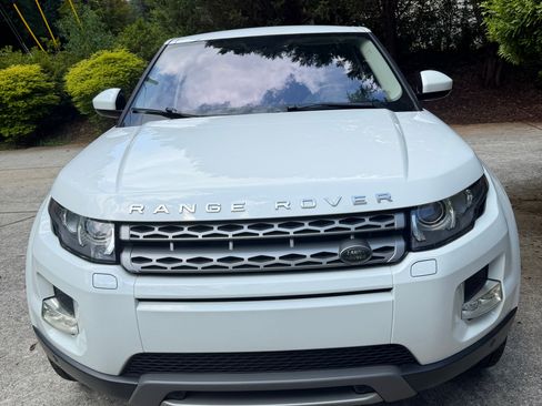 Used 2014 Land Rover Range Rover Evoque Pure Plus AWD/4WD image 2