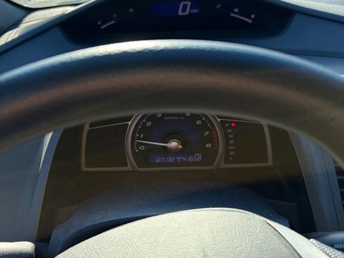 Used 2010 Honda Civic LX image 25