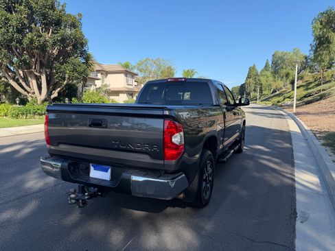 Used 2018 Toyota Tundra SR5 w/ TRD Off Road Package AWD/4WD image 6