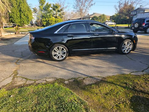 Used 2016 Lincoln MKZ w/ Equipment Group 300A Reserve image 4