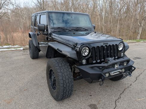 Used 2014 Jeep Wrangler Unlimited Sport w/ Quick Order Package 24S image 5