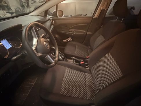 Used 2021 Nissan Versa S image 9