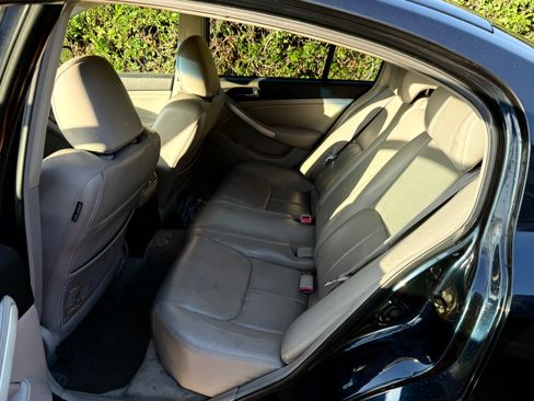 Used 2005 INFINITI G35 Sedan w/ (P03) Premium Pkg C image 9