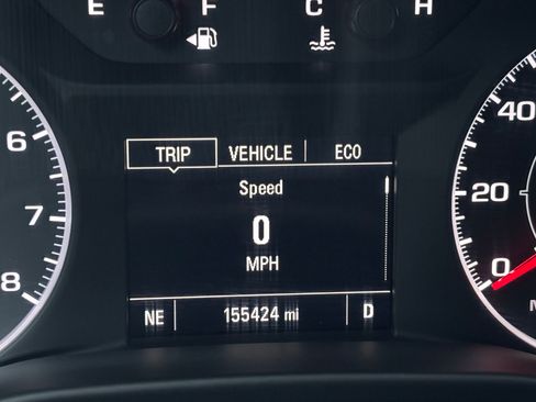 Used 2018 GMC Acadia SLE image 25