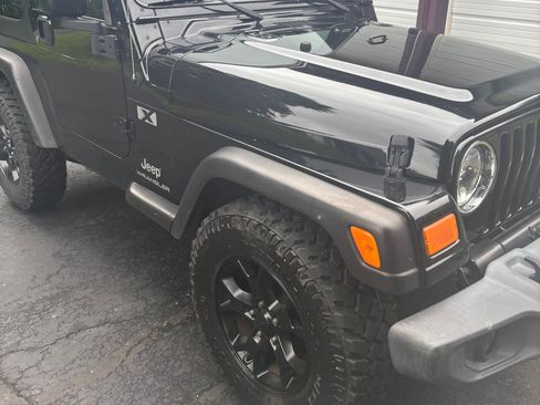 Used 2004 Jeep Wrangler X w/ Wheel Plus Group AWD/4WD image 2