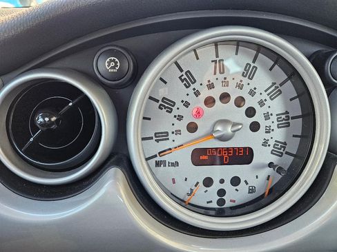 Used 2004 MINI Cooper Hardtop image 6