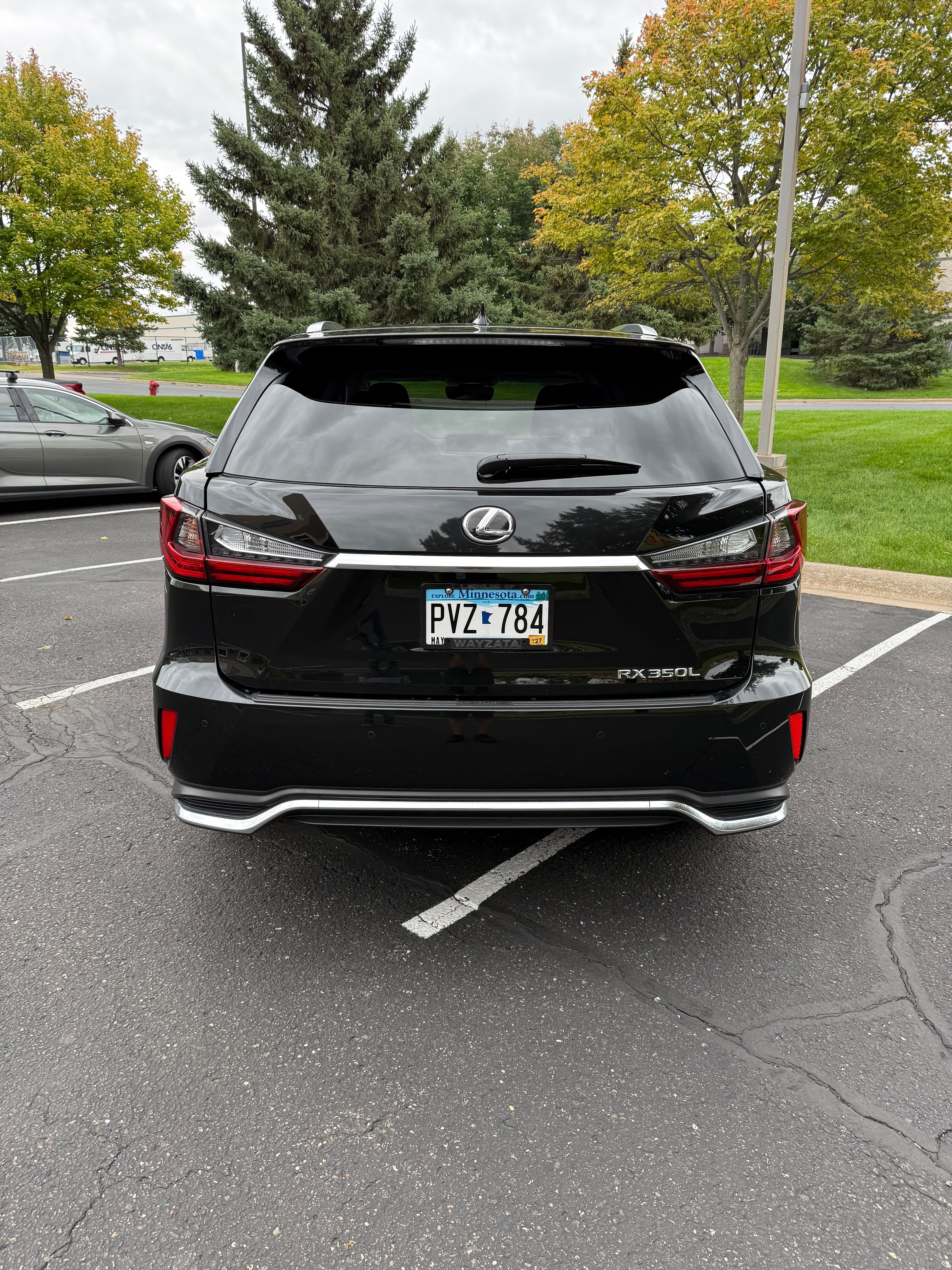 Used 2018 Lexus RX 350L AWD w/ Premium Package image 5