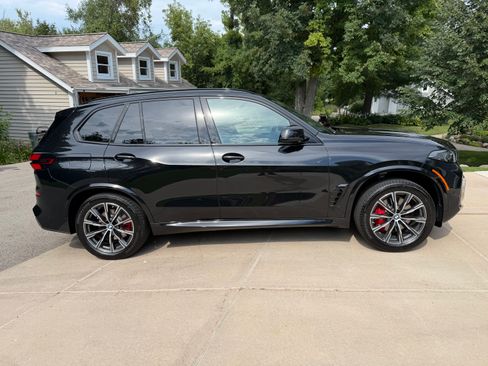 Used 2026 BMW X5 xDrive40i w/ Executive Package AWD/4WD image 2