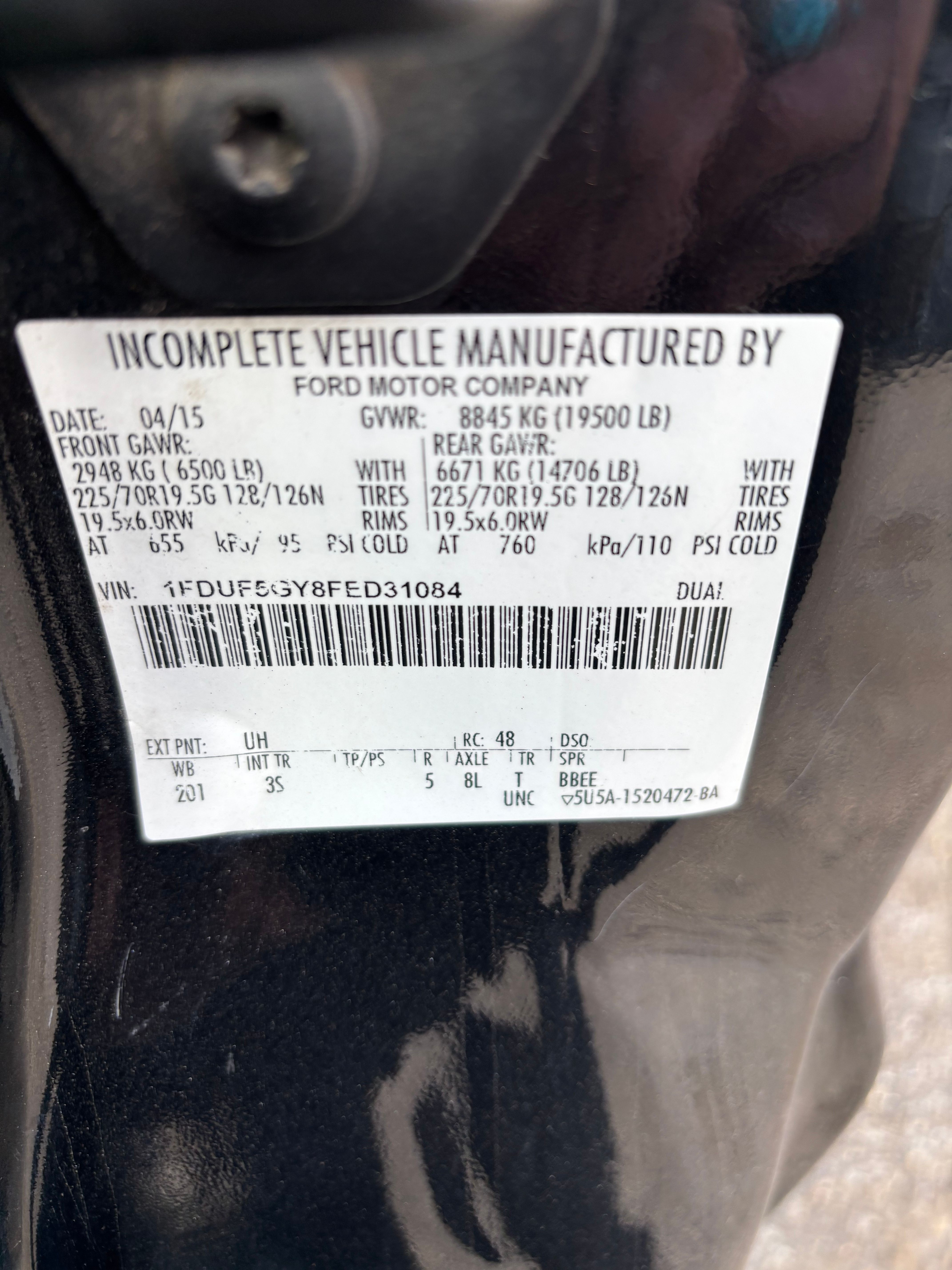 Used 2015 Ford F550 2WD Regular Cab Super Duty image 11