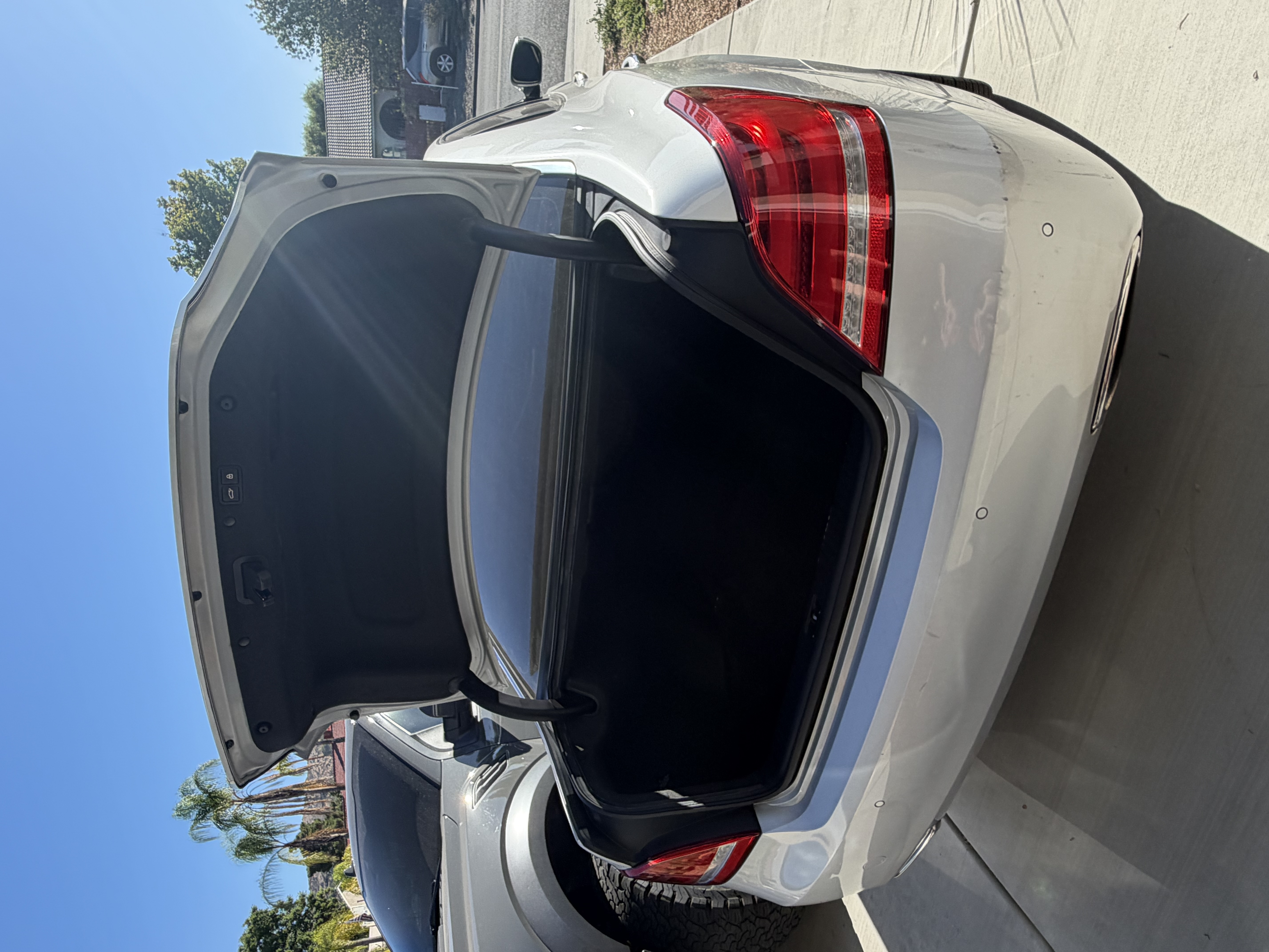 Used 2015 Hyundai Equus Ultimate RWD image 17