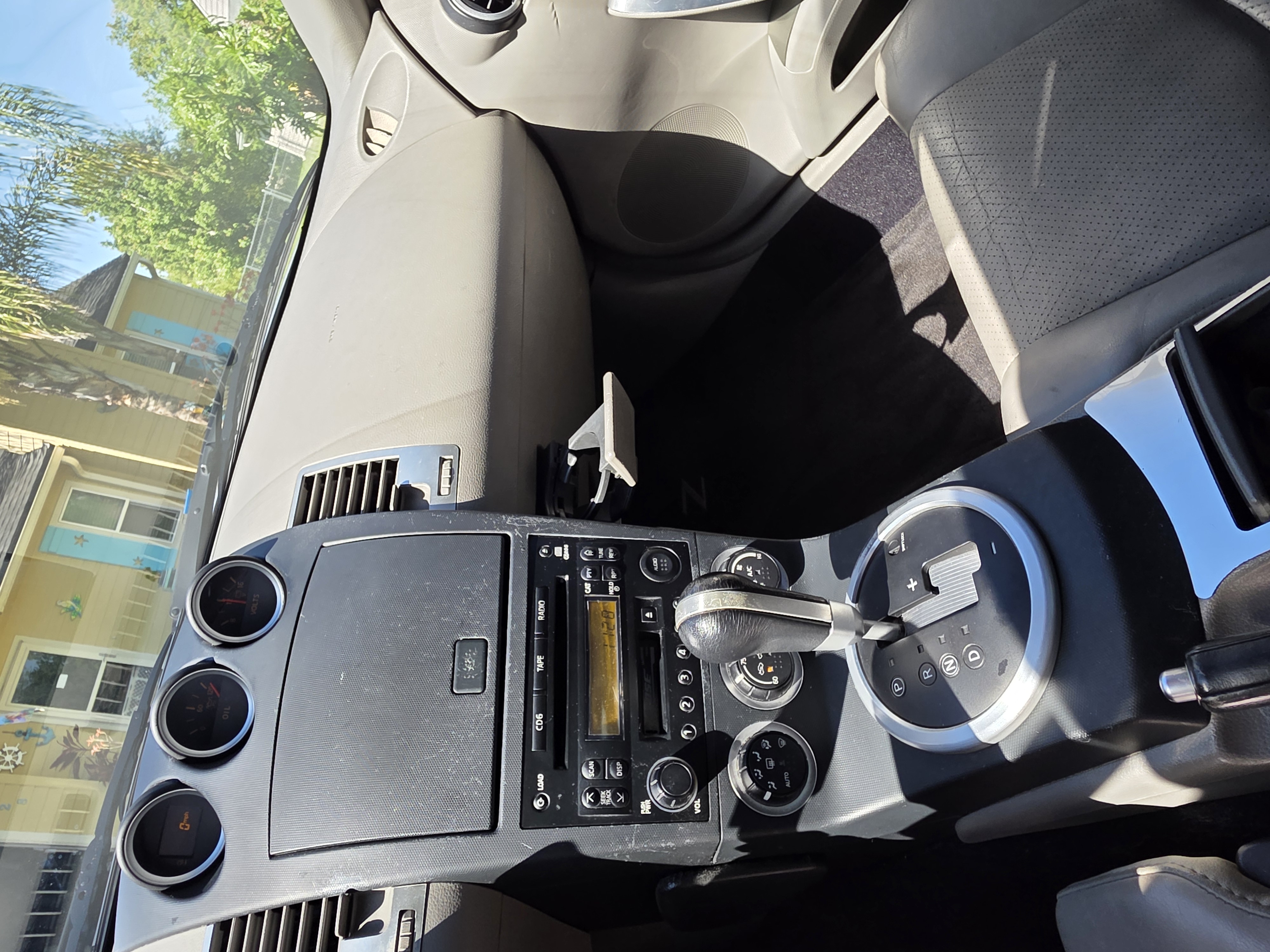 Used 2004 Nissan 350Z Touring RWD image 9