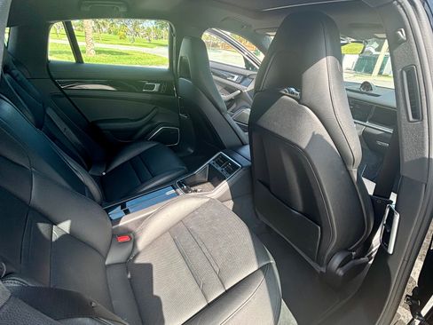 Used 2018 Porsche Panamera w/ Premium Package Plus RWD image 6