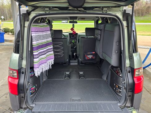 Used 2004 Honda Element EX image 8