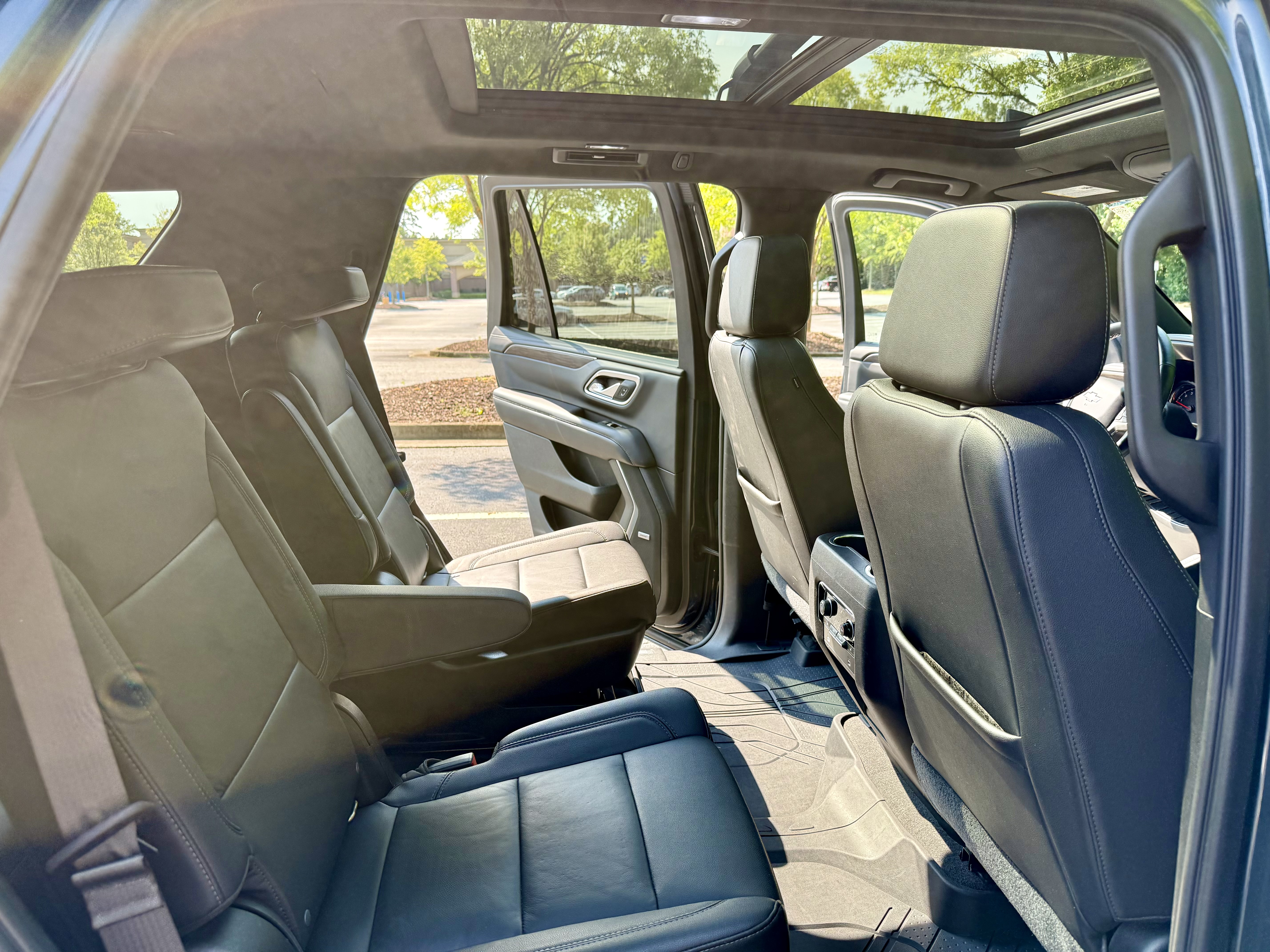Used 2021 Chevrolet Tahoe LT w/ LT Signature Package AWD/4WD image 21