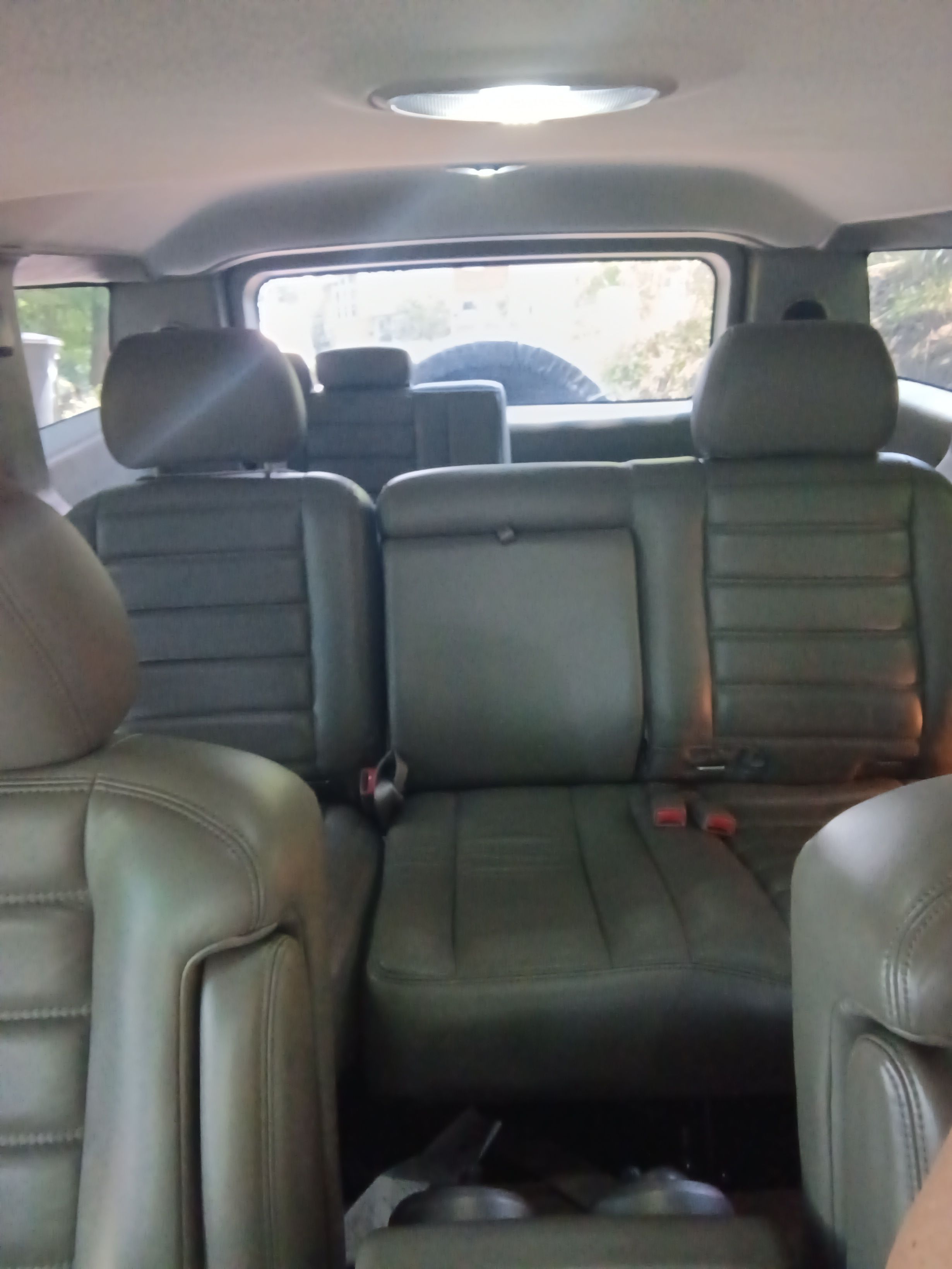 Used 2003 HUMMER H2 w/ Preferred Equipment Group AWD/4WD image 9