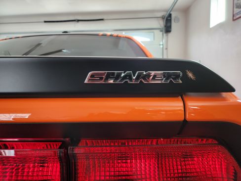 Used 2014 Dodge Challenger R/T image 13