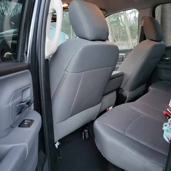 Used 2016 RAM 1500 Classic SLT RWD image 12