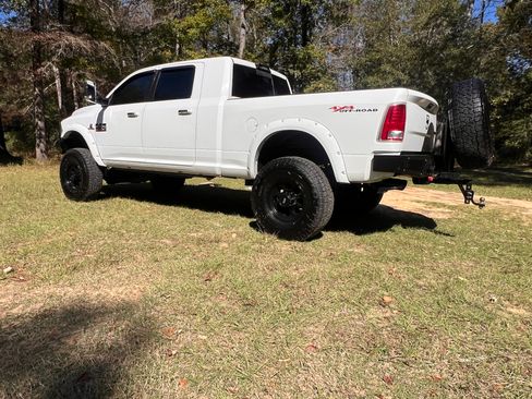 Used 2014 RAM 2500 Limited image 5