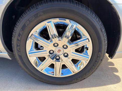 Used 2011 Cadillac DTS Premium w/ Driver Awareness Package image 26