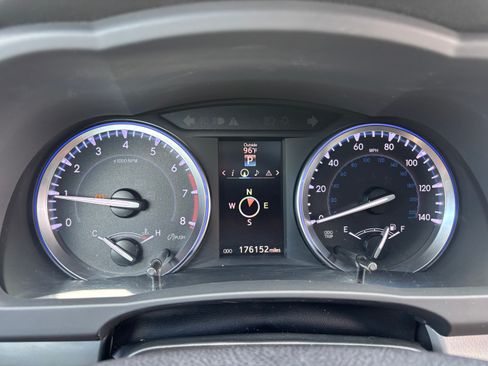 Used 2015 Toyota Highlander XLE AWD/4WD image 11