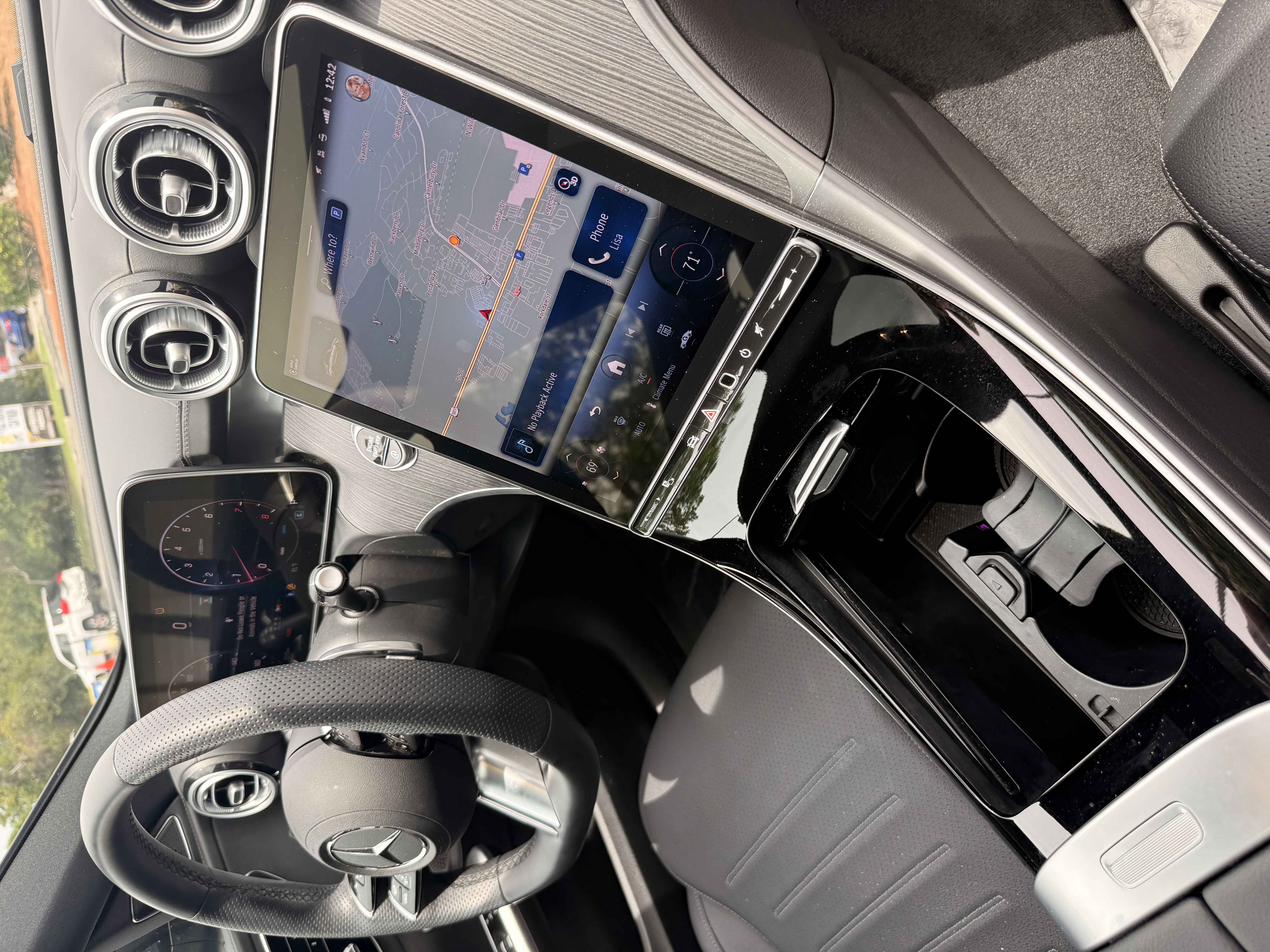 Used 2025 Mercedes-Benz C 300 Sedan image 10