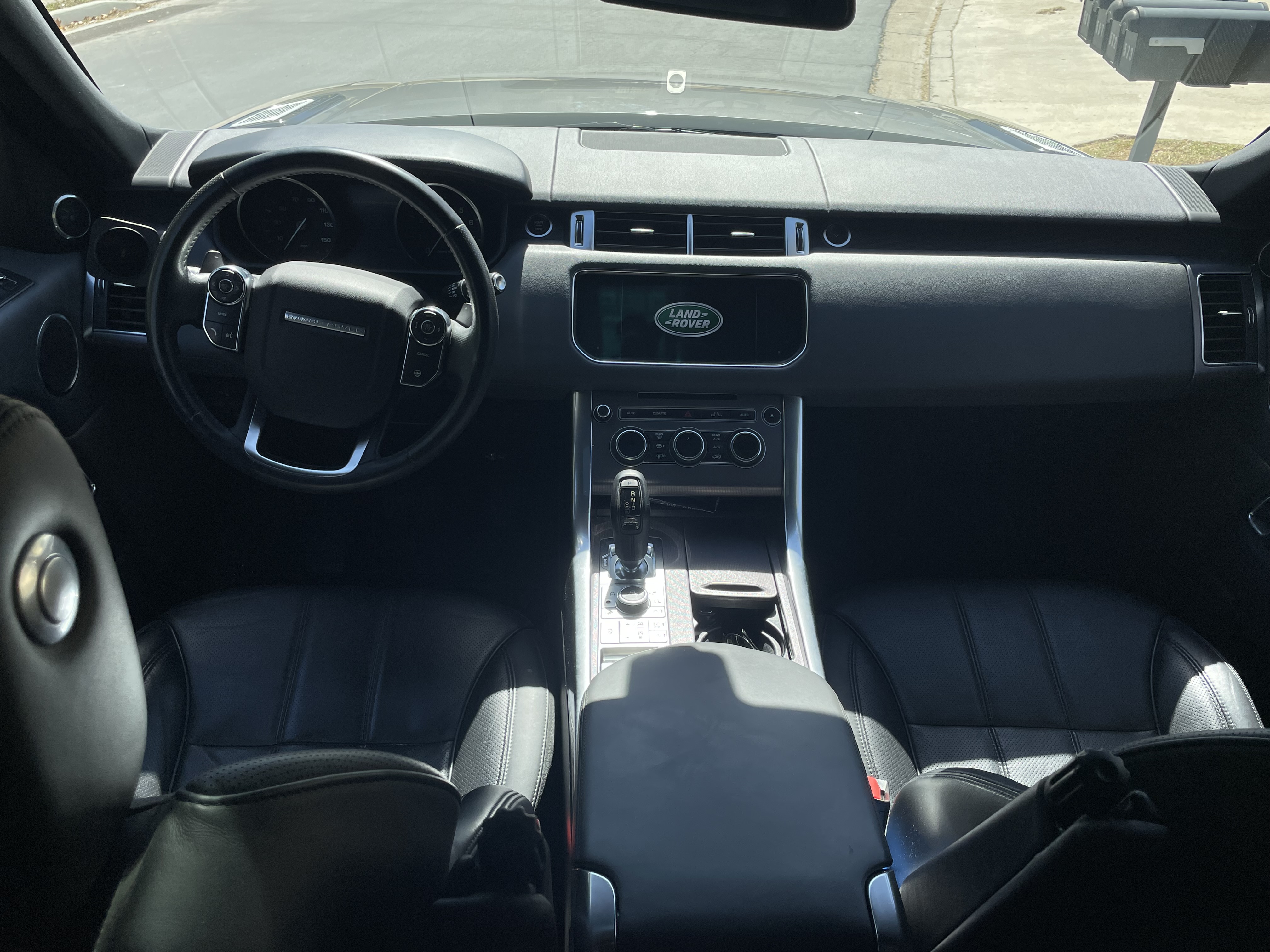 Used 2014 Land Rover Range Rover Sport Supercharged AWD/4WD image 11