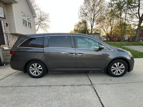 Used 2014 Honda Odyssey EX-L image 10