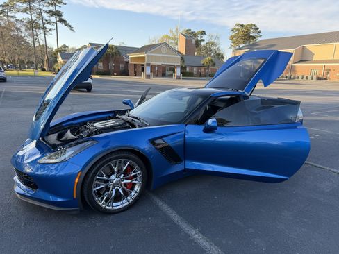 Used 2016 Chevrolet Corvette Z06 w/ 3LZ Preferred Equipment Group image 14