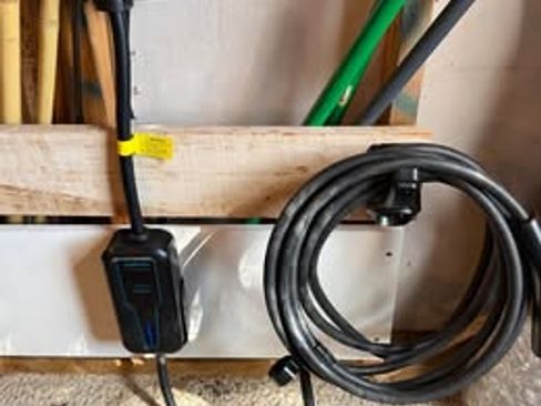 Used 2021 Tesla Model X Long Range image 15