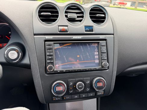 Used 2012 Nissan Altima 3.5 SR w/ Technology Pkg FWD image 26