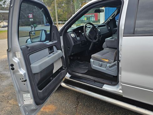 Used 2013 Ford F150 XLT image 5
