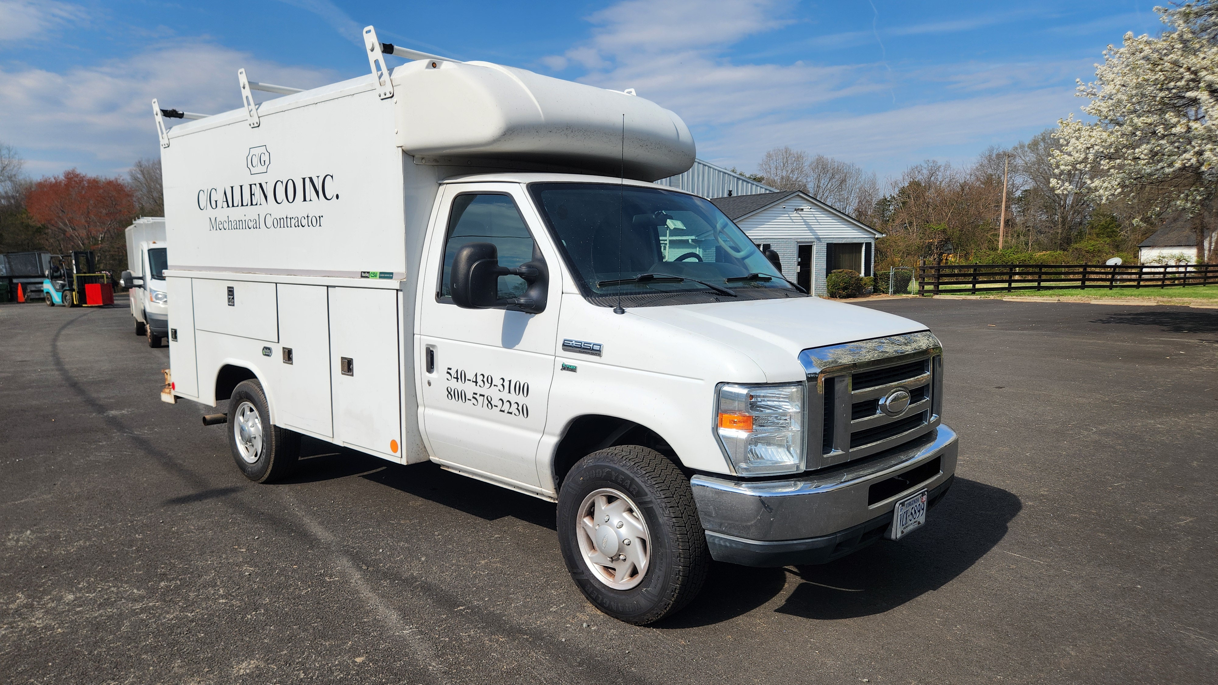 Used 2014 Ford E-350 and Econoline 350 Super Duty w/ Power Windows & Locks Group RWD image 4