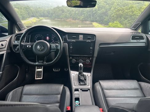 Used 2019 Volkswagen Golf R 4-Door AWD/4WD image 12