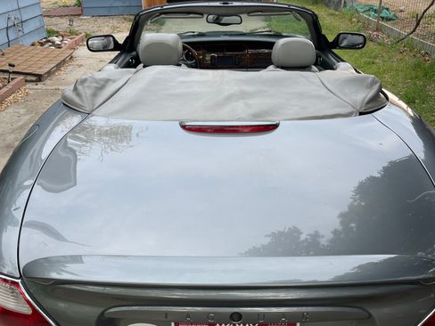 Used 2005 Jaguar XK8 R Convertible 2D image 2