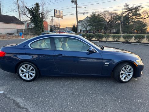 Used 2013 BMW 328i xDrive Coupe AWD/4WD image 6