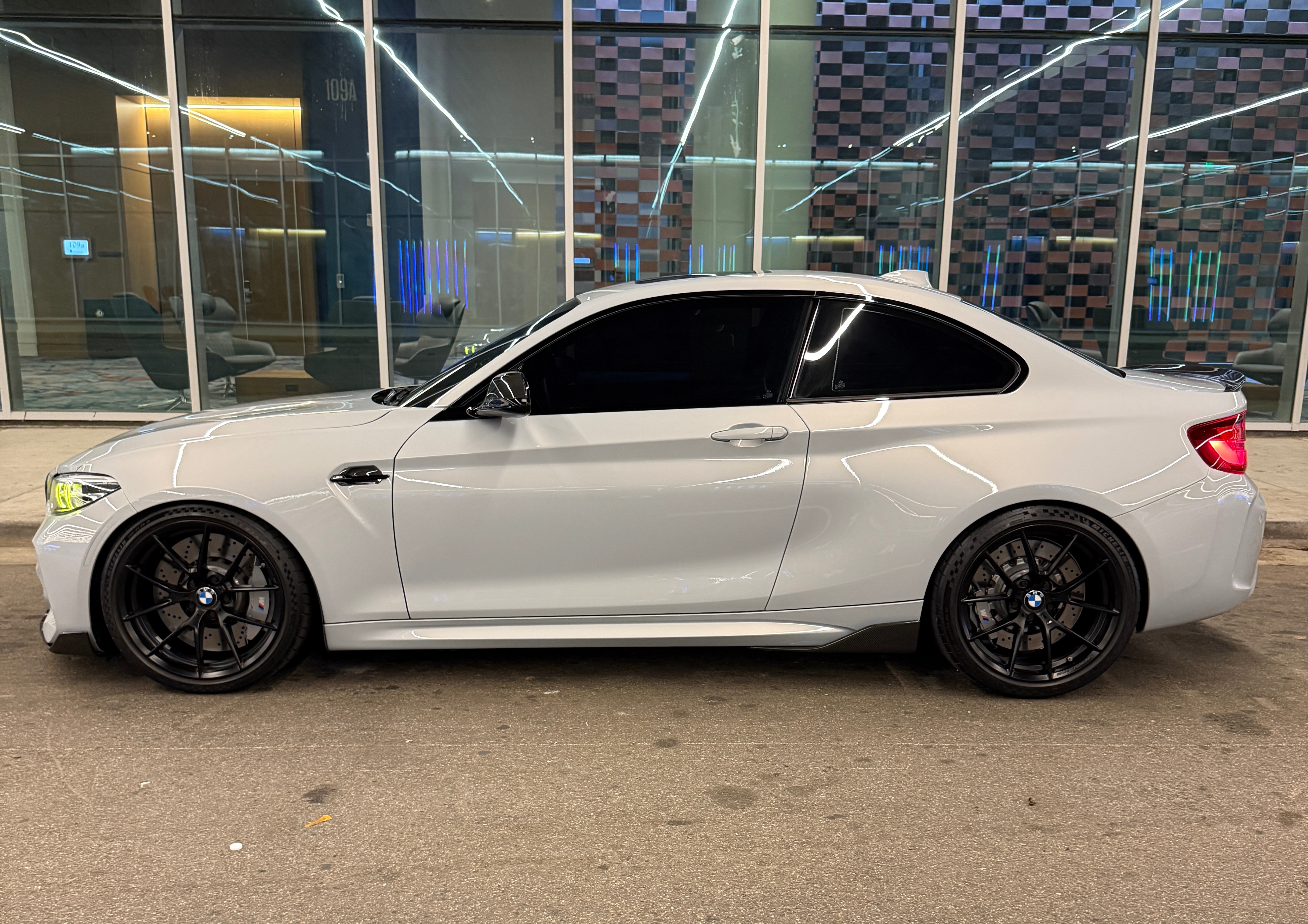 Used 2020 BMW M2 Competition RWD image 2