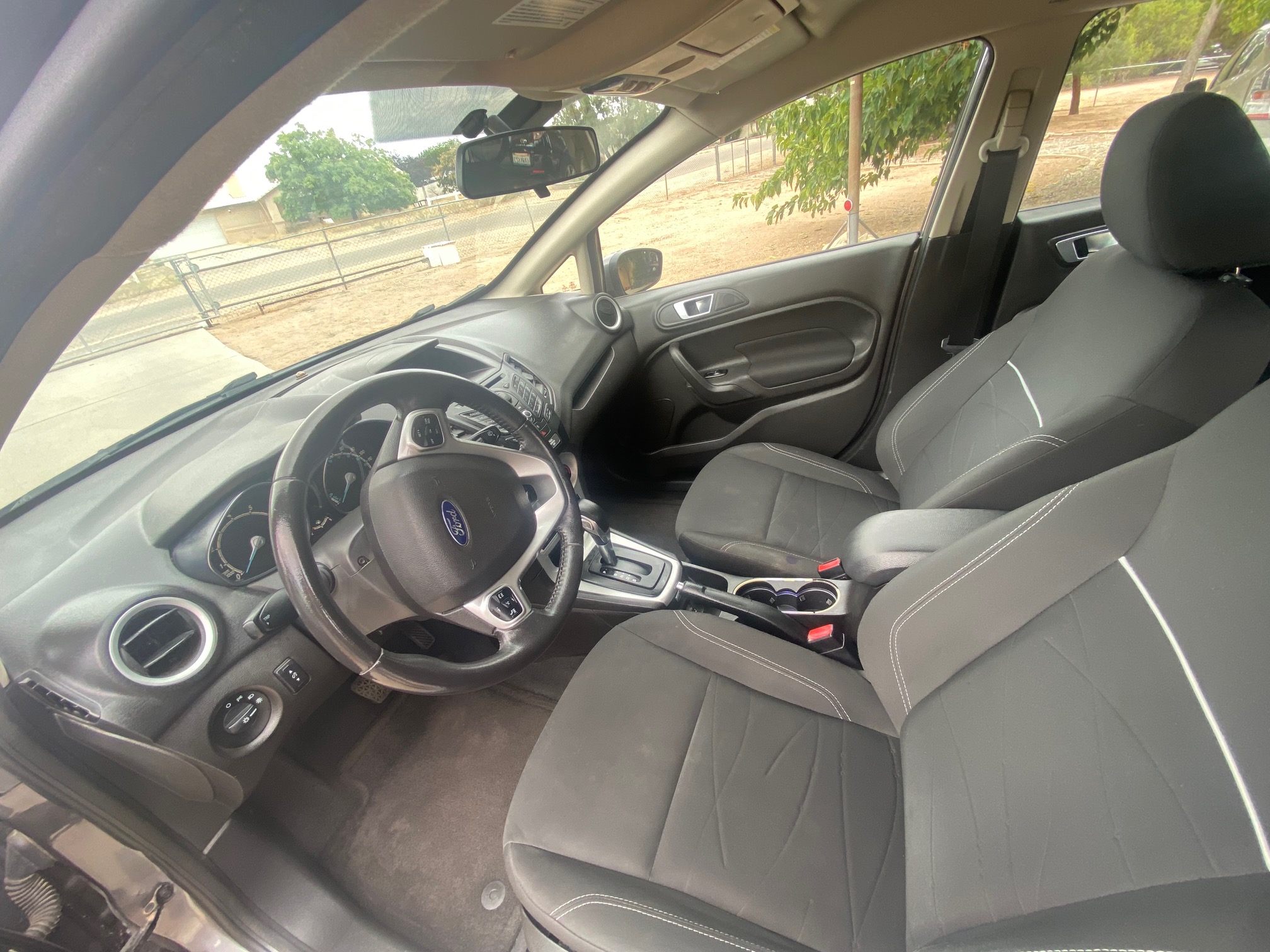 Used 2014 Ford Fiesta SE FWD image 12