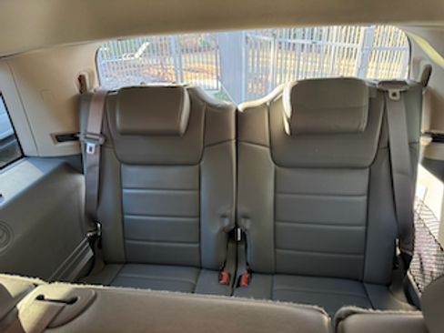 Used 2006 Jeep Commander 2WD image 12