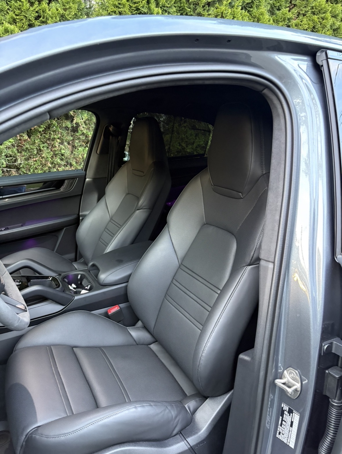 Used 2026 Porsche Cayenne GTS AWD/4WD image 4