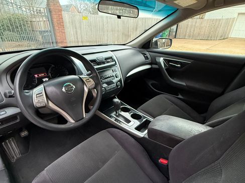 Used 2013 Nissan Altima 2.5 S image 5