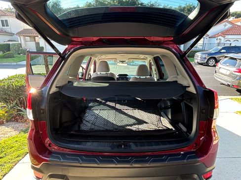 Used 2021 Subaru Forester Premium w/ Popular Package #1 image 6