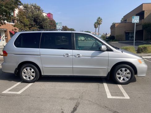 Used 2004 Honda Odyssey EX-L image 9