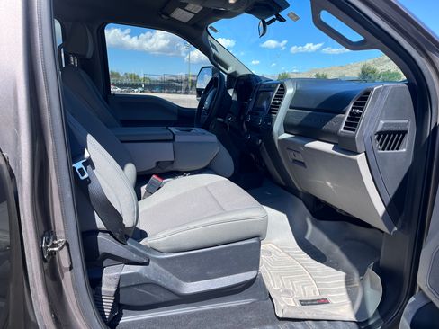 Used 2020 Ford F250 XL w/ STX Appearance Package AWD/4WD image 13