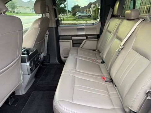 Used 2020 Ford F150 XLT w/ Equipment Group 302A Luxury RWD image 12