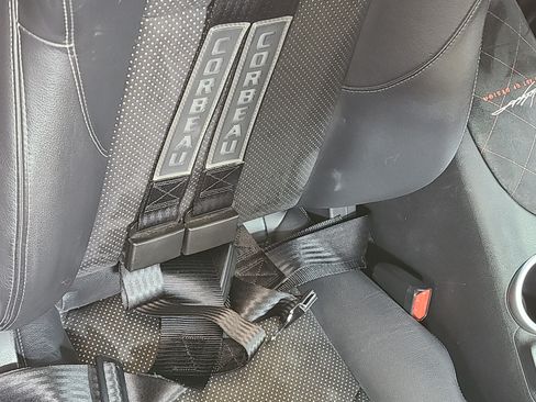 Used 2009 Nissan 370Z Touring w/ Sport Pkg image 16