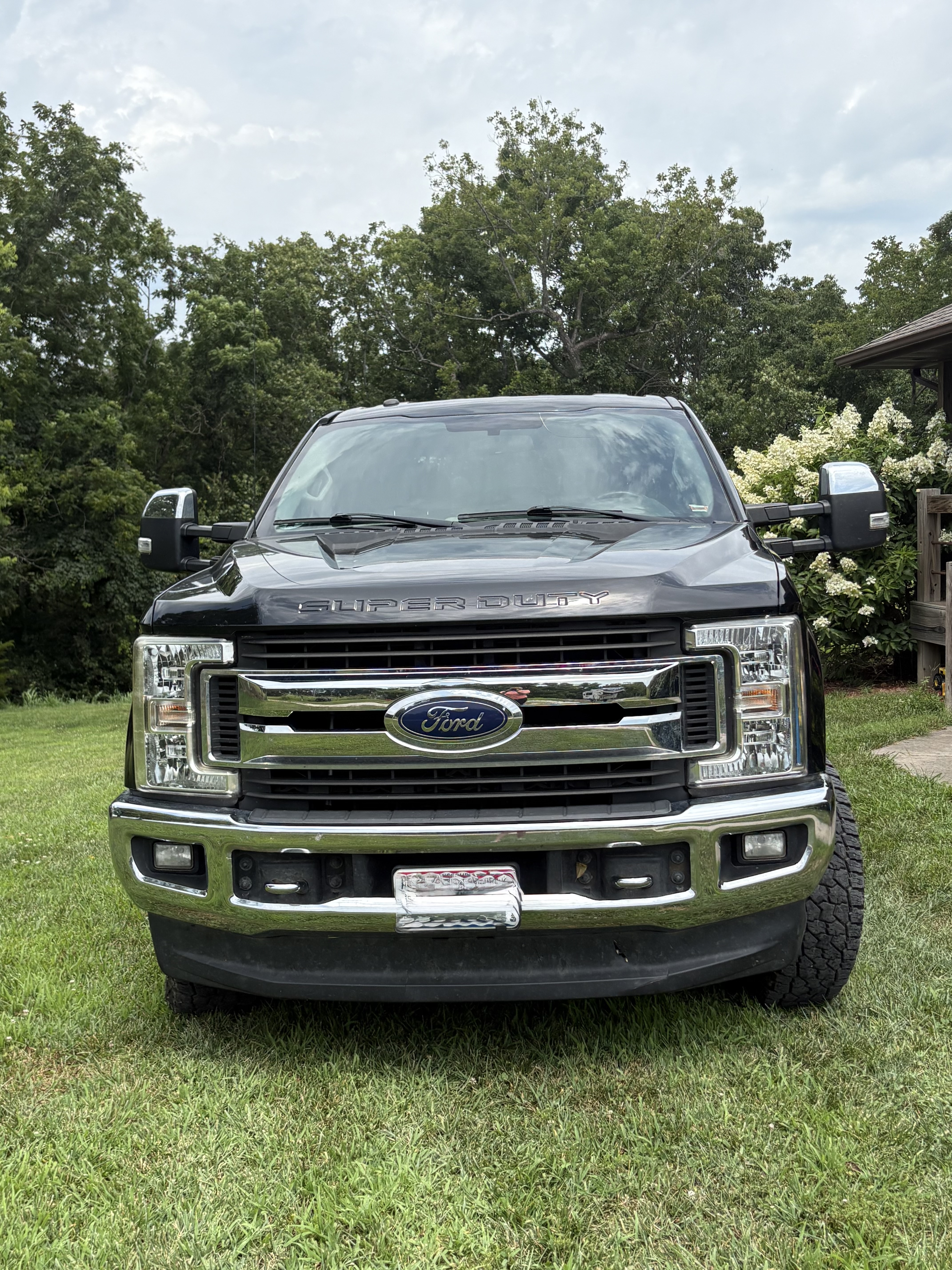 Used 2018 Ford F250 XLT w/ XLT Premium Package AWD/4WD image 6